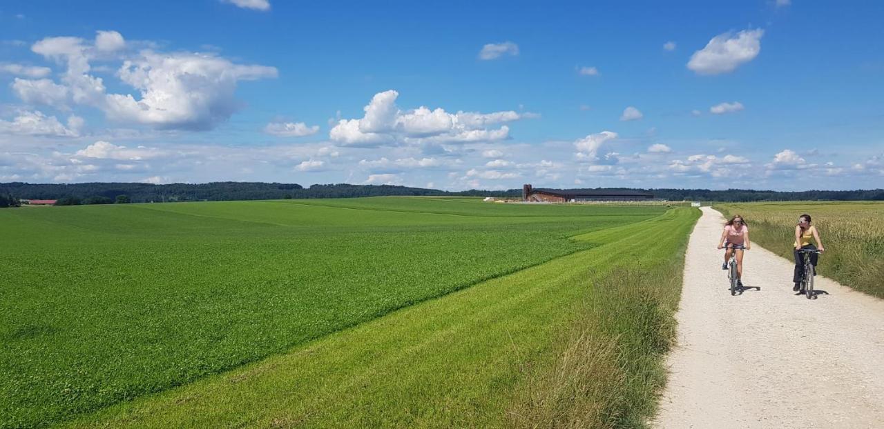 Chez Redamo Lägenhet Vendlincourt Exteriör bild