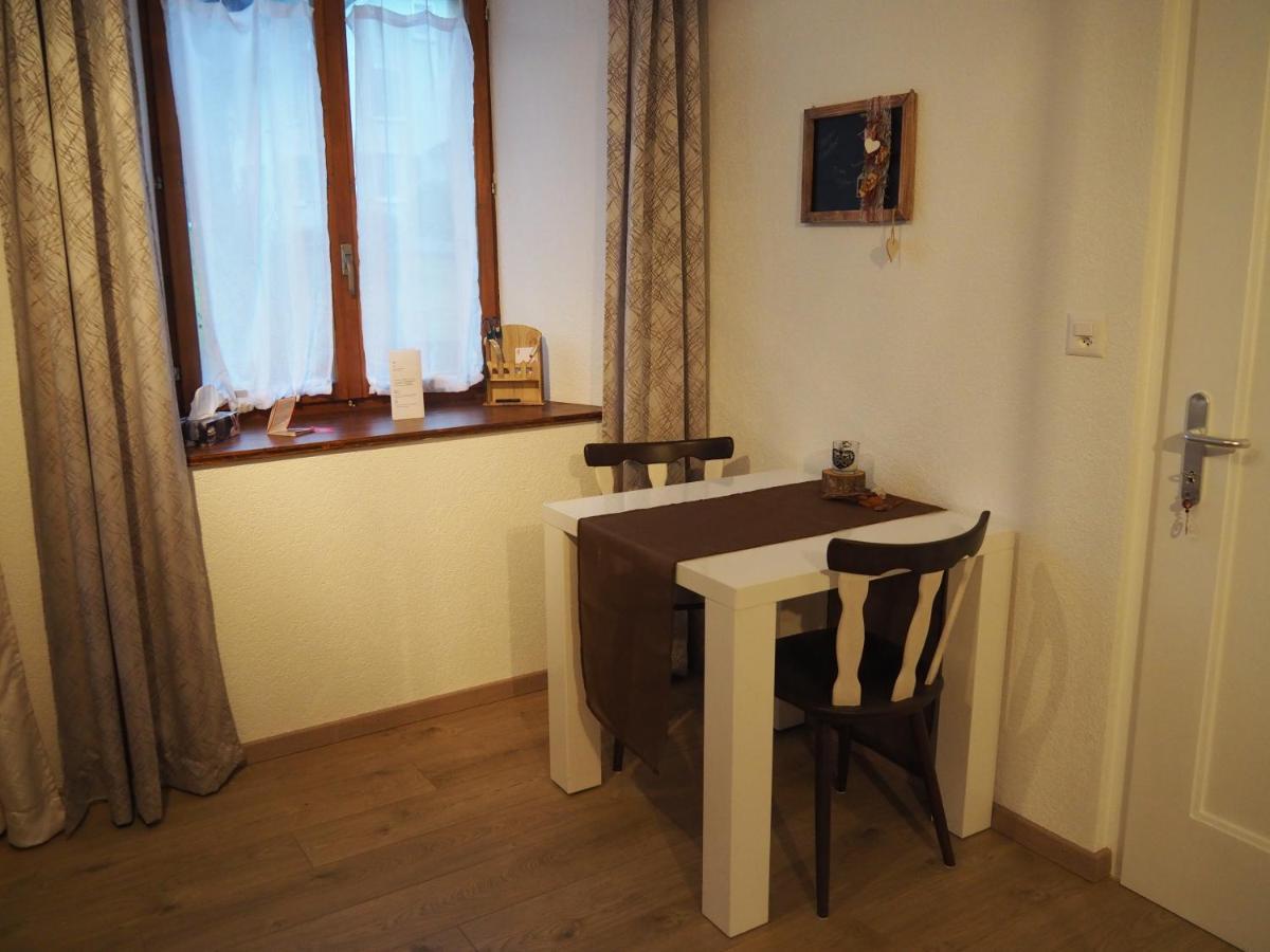 Chez Redamo Lägenhet Vendlincourt Exteriör bild